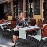 Nina, 70 (5 , 0 )