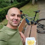 Niko, 44 (5 , 0 )
