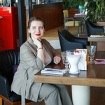 Надежда, 38
