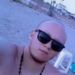 Sam, 32